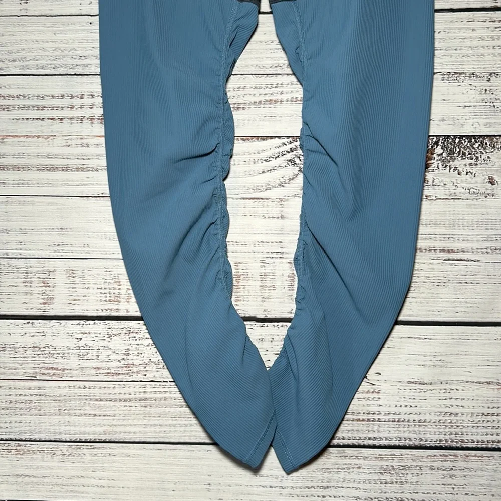 Zyia Storm Parallel Luxe high rise leggings medium - Picture 8 of 16